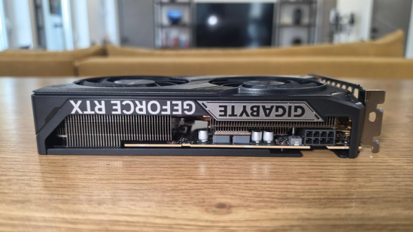 Обзор видеокарты Gigabyte GeForce RTX 5060 Windforce MAX OC: где хватает 8 ГБ, а где спасает только апскейл
Обзор видеокарты Gigabyte GeForce RTX 5060 Windforce MAX OC: где хватает 8 ГБ, а где спасает только апскейл