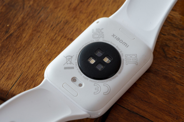 Обзор фитнес-браслета Xiaomi Smart Band 10 Pro: автономность до трех недель и яркий OLED-экран Обзор фитнес-браслета Xiaomi Smart Band 10 Pro: автономность до трех недель и яркий OLED-экран