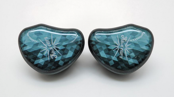 Kiwi Ears Stardust — нейтральные и музыкальные — обзор гибридных внутриканальных наушников 1DD+4BA
Kiwi Ears Stardust — нейтральные и музыкальные — обзор гибридных внутриканальных наушников 1DD+4BA