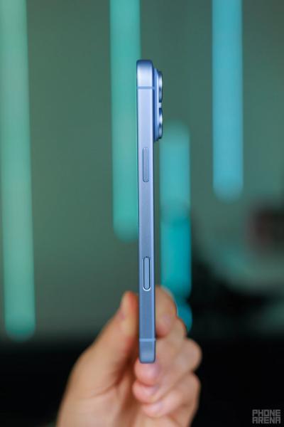 Обзор iPhone 18 Pro Max: увеличенный аккумулятор, удобное управление камерой
