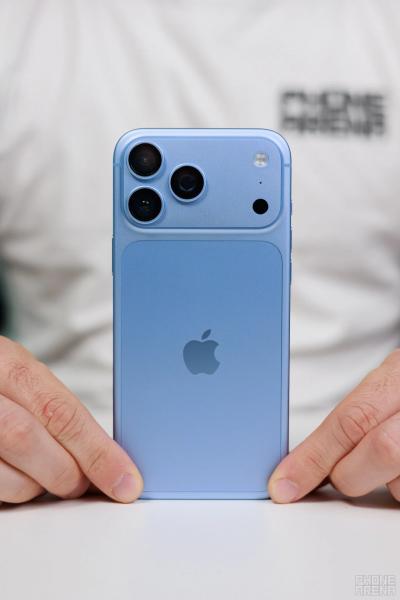 Обзор iPhone 18 Pro Max: увеличенный аккумулятор, удобное управление камерой