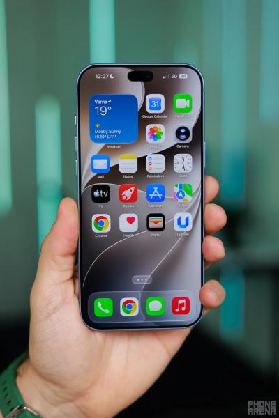 Обзор iPhone 18 Pro Max: увеличенный аккумулятор, удобное управление камерой
